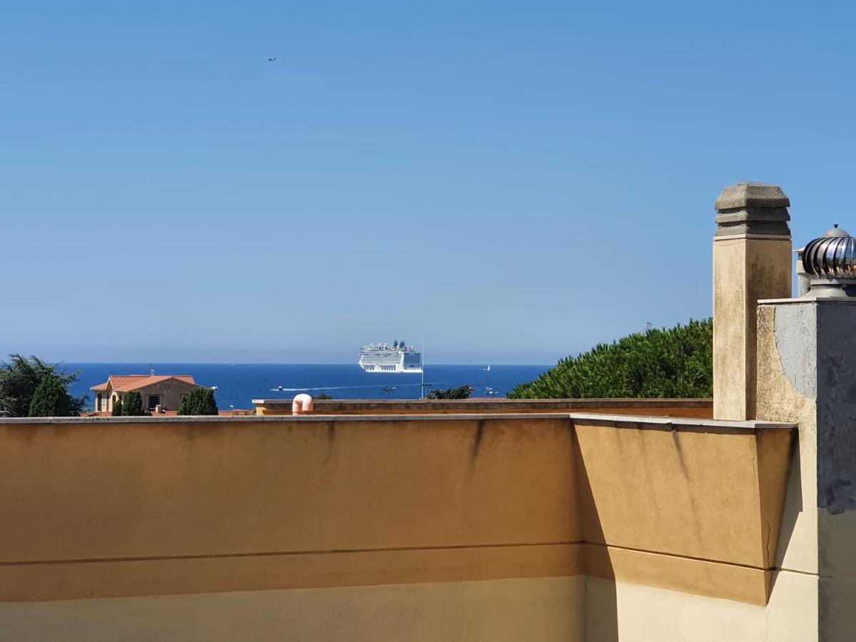 Acquamarina Hotel Civitavecchia Exterior photo